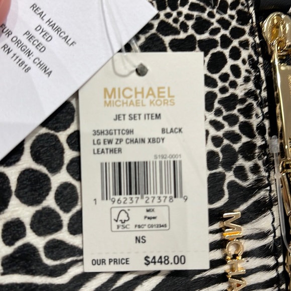 MICHAEL KORS JET SET LARGE EAST WEST ZIP POCKET CHAIN XBODY 
BLACK 
NWT - Picture 9 of 16